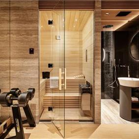Luxury 3 Bedroom Villa with Jacuzzi, Sauna and Gym in Dubrovnik Old Town, Sleeps 6